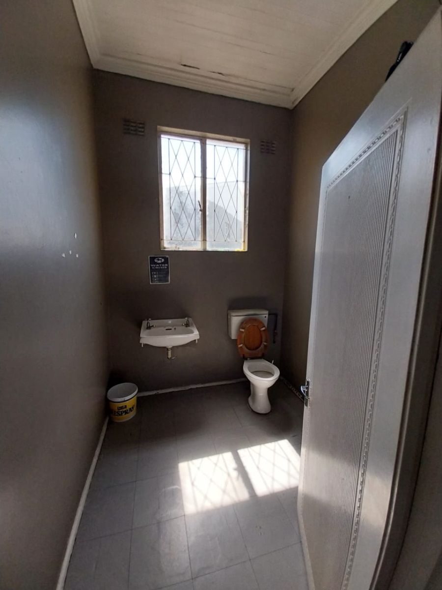  Bedroom Property for Sale in Southernwood Eastern Cape